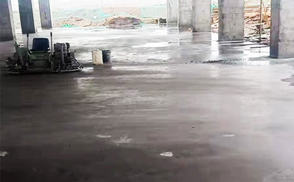 可克达拉正确的地坪施工是耐磨地坪的效果保证