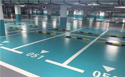 可克达拉环氧地坪中涂：构筑坚固地面的隐形守护者